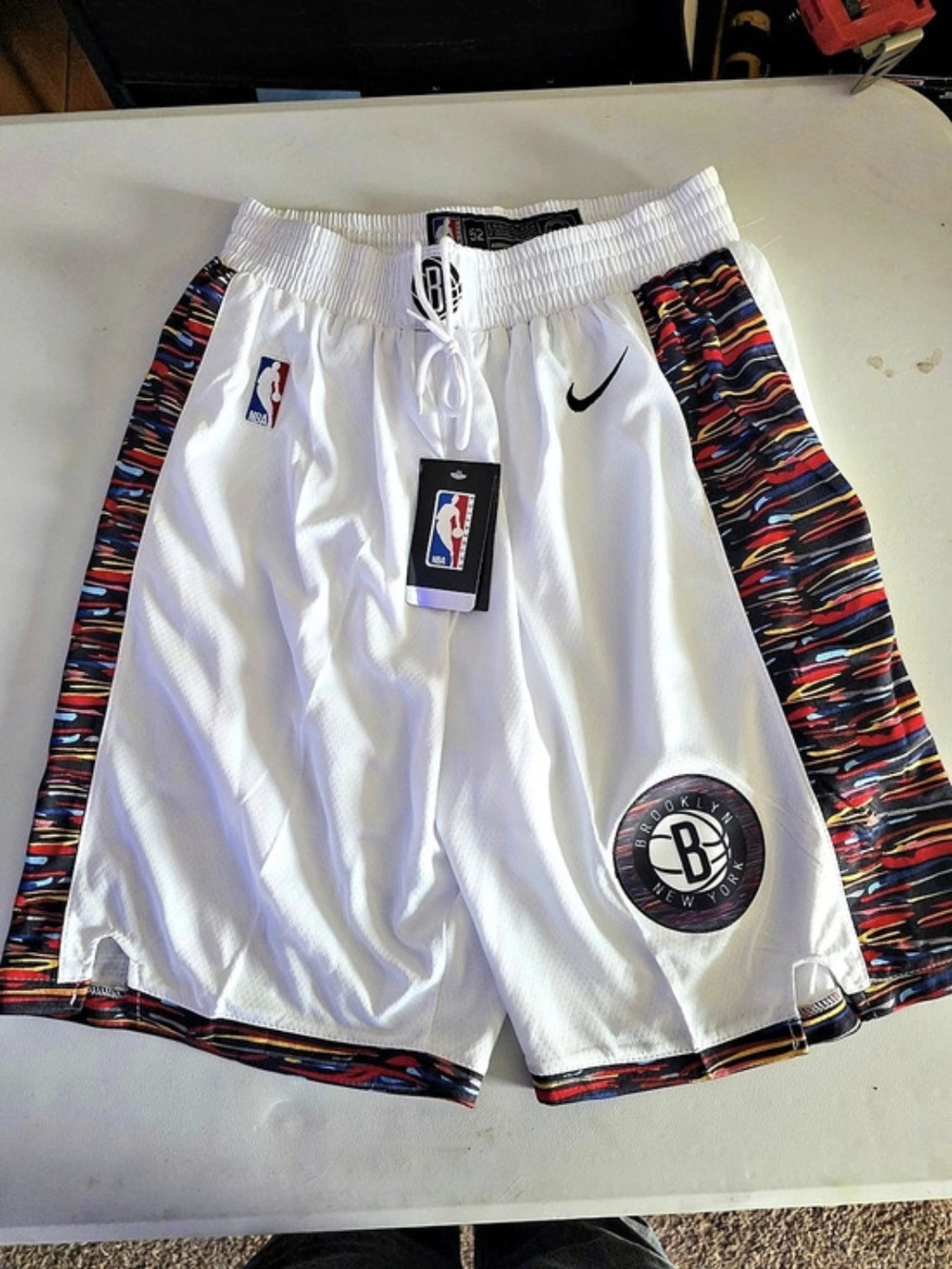 Nike Brooklyn Nets NBA Swingman Shorts Men's Athletic Shorts White Size XL NWT
